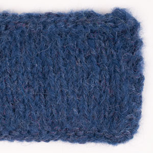 Swatch of DROPS Alpaca 6360, måneskinnsblå 
														+ DROPS Brushed Alpaca Silk 39, marineblå