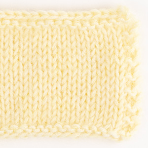 Swatch of DROPS Baby Merino 03, lysegul 
														+ DROPS Kid-Silk 52, limonade