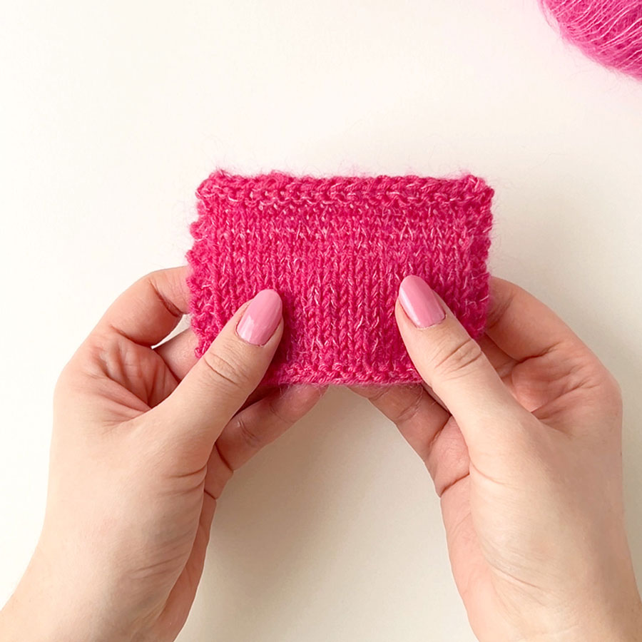 Yarn combination video thumbnail of DROPS Baby Merino 08, cerise + DROPS Kid-Silk 13, cerise