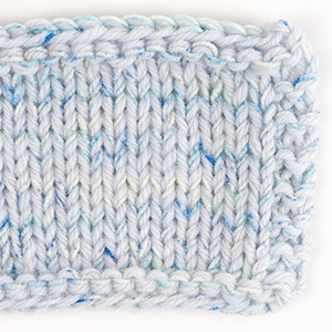 Swatch of DROPS Baby Merino 100, mermaid spell 
														+ DROPS Karisma 89, morning mist