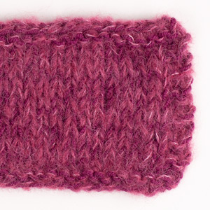 Swatch of DROPS Baby Merino 34, lyng 
														+ DROPS Brushed Alpaca Silk 08, lyng