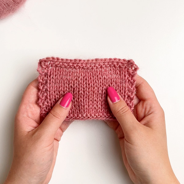 Yarn combination video thumbnail of DROPS Belle 11, old pink + DROPS Kid-Silk 46, cherry sorbet