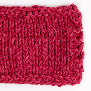 Yarn combinations skeins of DROPS Belle 12, kirsuber 
														+ DROPS Safran 20, kirsuber