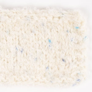 Yarn combinations skeins of DROPS Alpaca Bouclé 0100, naturel 
														+ DROPS Fiesta 42, ijskristallen