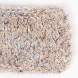 Yarn combinations skeins of DROPS Alpaca Bouclé 2020, light beige 
														+ DROPS Fiesta 36, mountain mist + DROPS Kid-Silk 01, off white