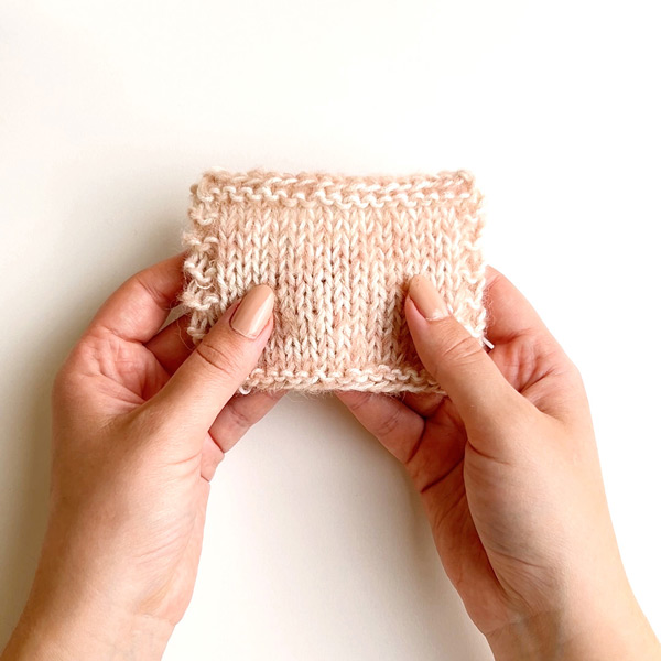 Yarn combination video thumbnail of DROPS Brushed Alpaca Silk 20, rosa sand + DROPS Cotton Merino 01, natur