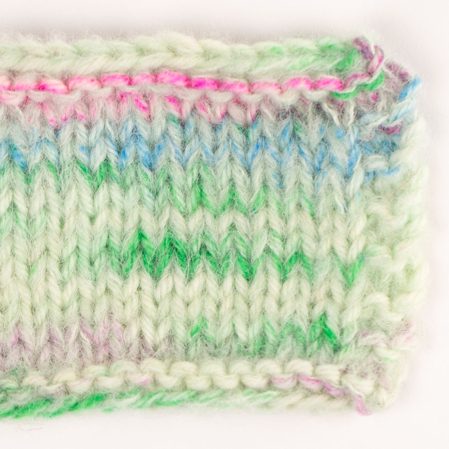 DROPS Garnkombinationen Brushed Alpaca Silk 33, pistazieneis + DROPS Fiesta 18, wassermelone