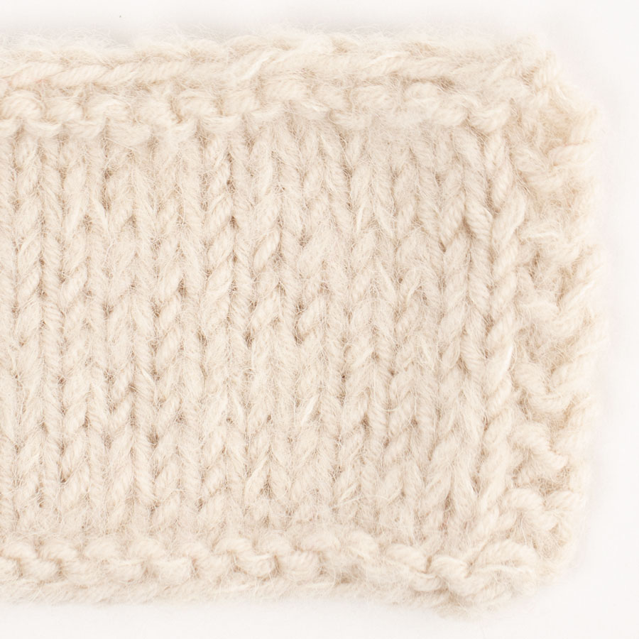Swatch of brushed40-daisy02