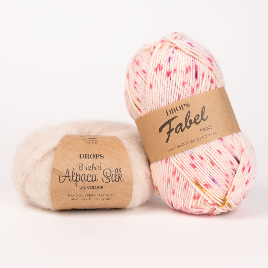 Yarn combinations skeins of DROPS Brushed Alpaca Silk 40, martsipan 
											+ DROPS Fabel 930, haldjatolm