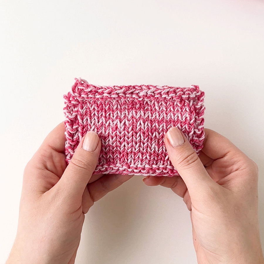 Yarn combination video thumbnail of DROPS Cotton Merino 05, støvrosa + DROPS Cotton Merino 36, bringebær sorbet