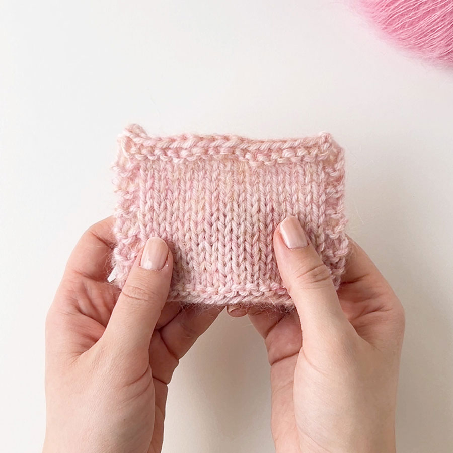 Yarn combination video thumbnail of DROPS Daisy 06, powder pink + DROPS Kid-Silk 29, vanilla + DROPS Kid-Silk 62, strawberry ice cream