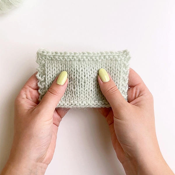 Yarn combination video thumbnail of DROPS Daisy 08, pistachio ice cream + DROPS Kid-Silk 47, pistachio ice cream