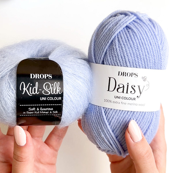 Swatch of DROPS Daisy 10, ljós blár 
											+ DROPS Kid-Silk 07, ljós himinblár