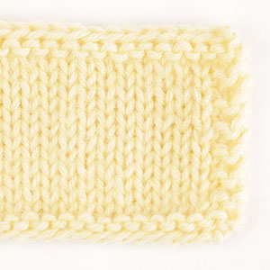Yarn combinations skeins of DROPS Daisy 16, límonaði 
														+ DROPS Kid-Silk 52, límonaði