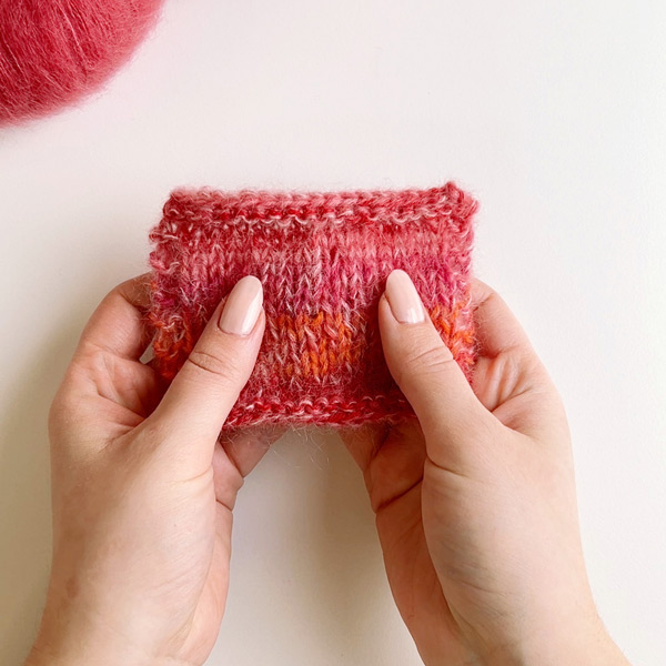 Yarn combination video thumbnail of DROPS Fabel 310, sunset + DROPS Kid-Silk 32, raspberry + DROPS Kid-Silk 53, light peach