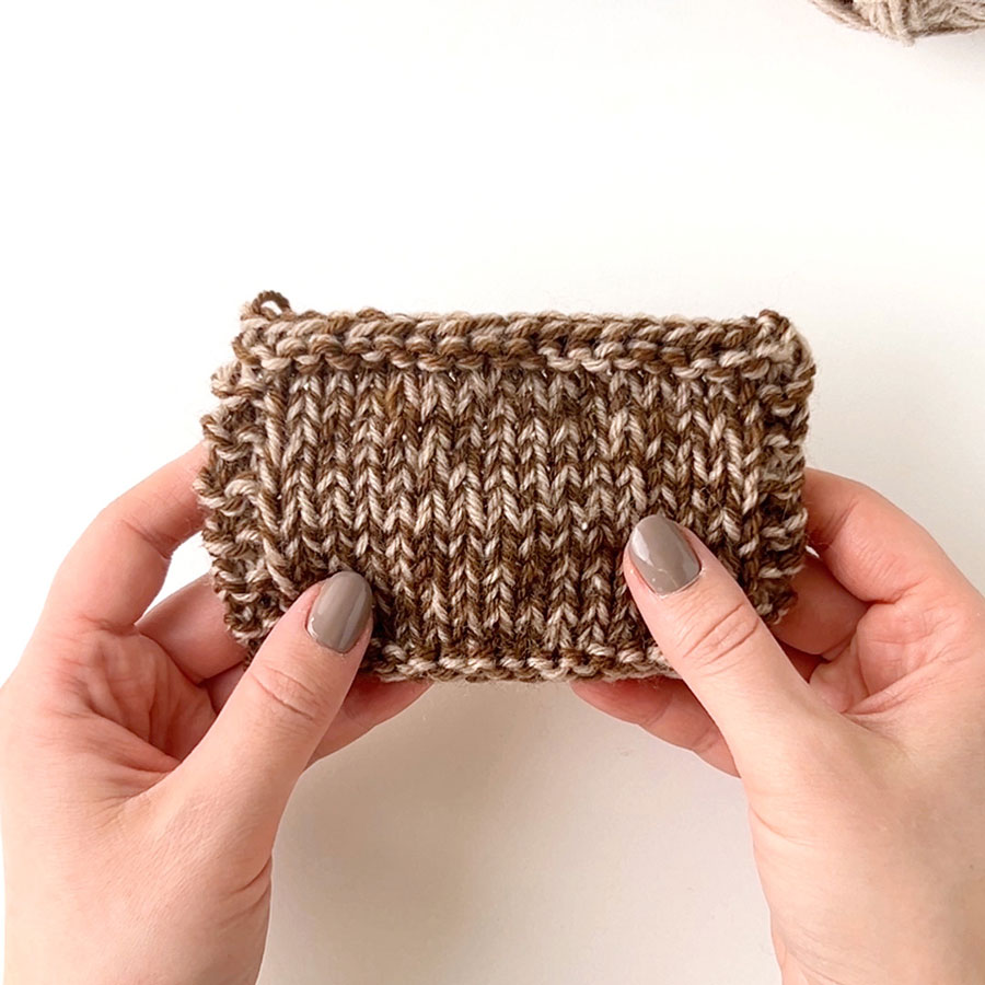 Yarn combination video thumbnail of DROPS Fiesta 04, beige + DROPS Fiesta 08, kastanj