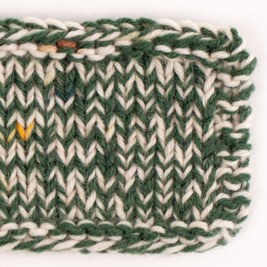 DROPS Yarn combinations Fiesta 13, dark ivy + DROPS Fiesta 40, sunny memories