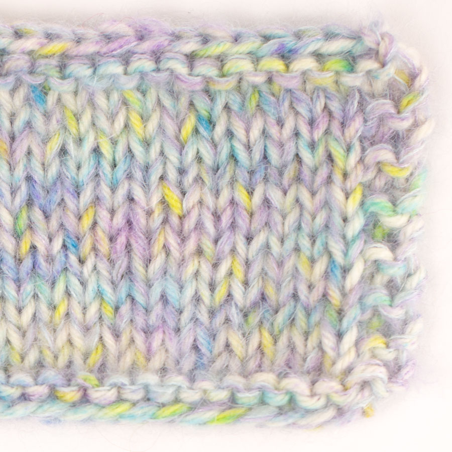 Swatch of fiesta37-kidsilk55-58