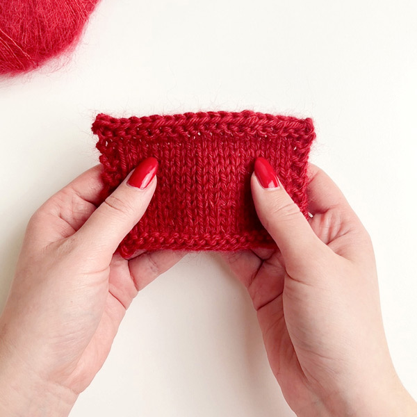 Yarn combination video thumbnail of DROPS Kid-Silk 14, red + DROPS Lima 3609, red