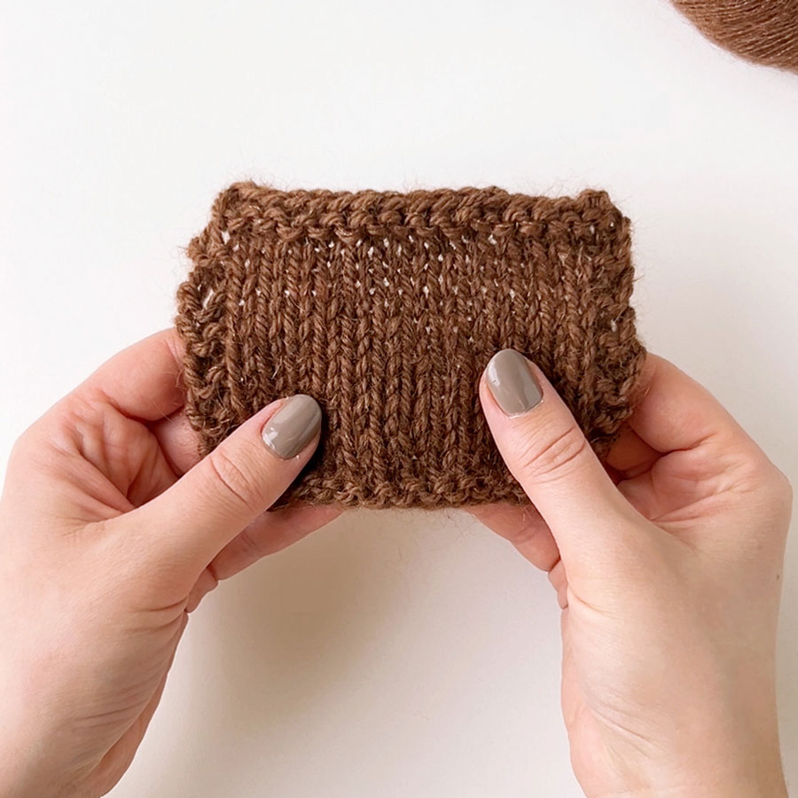 Yarn combination video thumbnail of DROPS Kid-Silk 35, cioccolato + DROPS Nepal 8917, noce