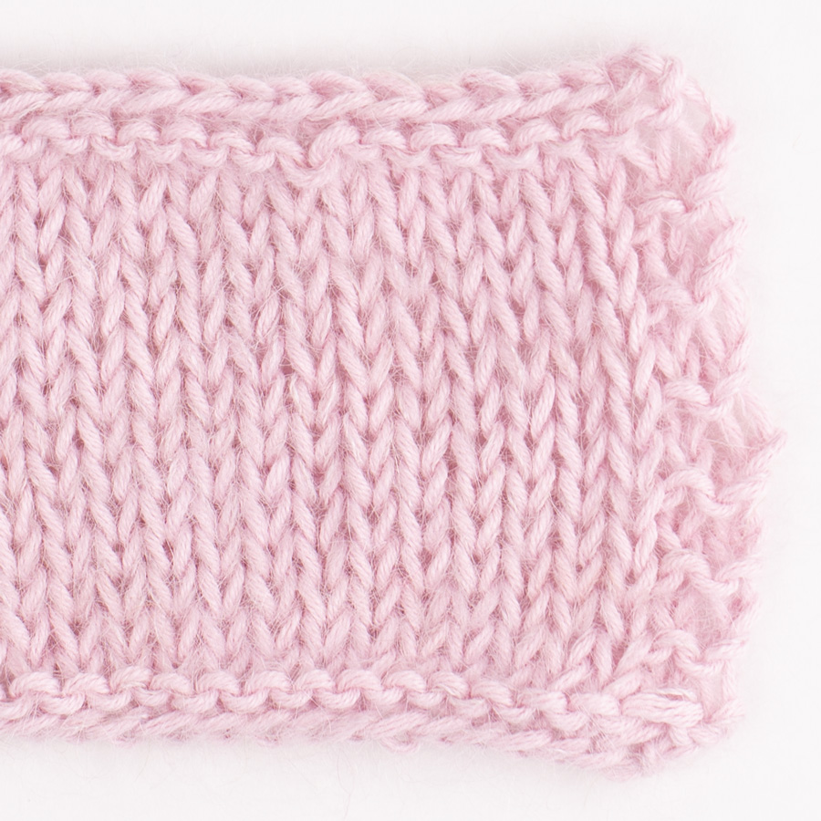 DROPS Yarn combinations Kid-Silk 63, powder pink + DROPS Safran 77, light rose