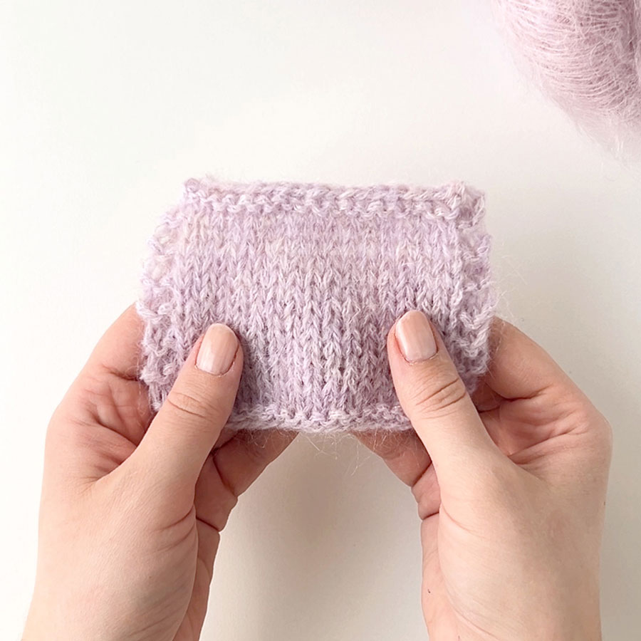 Yarn combination video thumbnail of DROPS Kid-Silk 63, puder rosa + DROPS Sky 28, söt orkidé