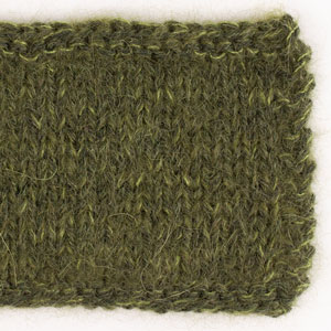 Yarn combinations skeins of DROPS Kid-Silk 66, oliva oscuro 
														+ DROPS Nord 32, bosque oscuro