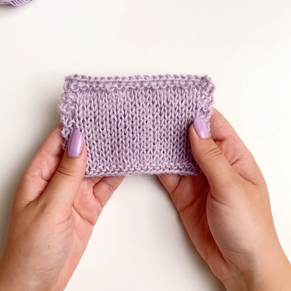 Yarn combination video thumbnail of DROPS Kid-Silk 09, lavanda claro + DROPS Safran 70, orquídea dulce