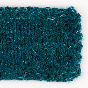 Swatch of DROPS Kid-Silk 24, petróleo 
														+ DROPS Nepal 8905, oceano profundo