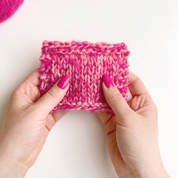 Yarn combination video thumbnail of DROPS Air 53, jordbæris + DROPS Brushed Alpaca Silk 18, cerise