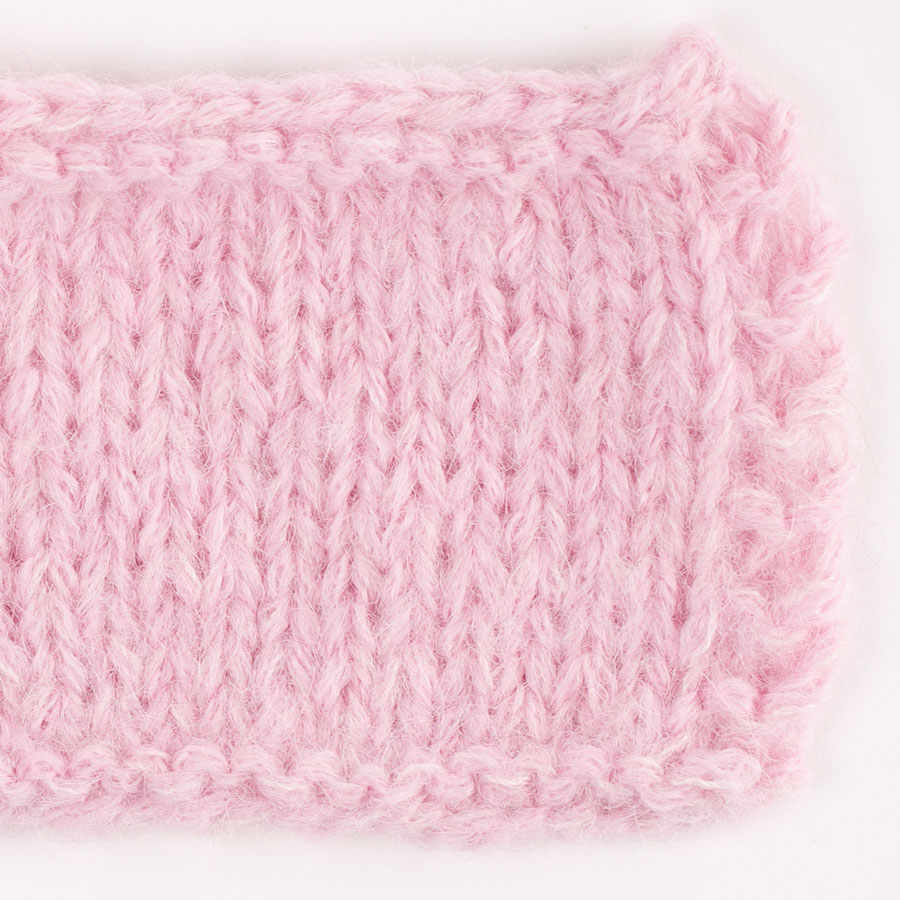 Swatch of DROPS Brushed Alpaca Silk 12, powder pink 
											+ DROPS Sky 27, powder pink