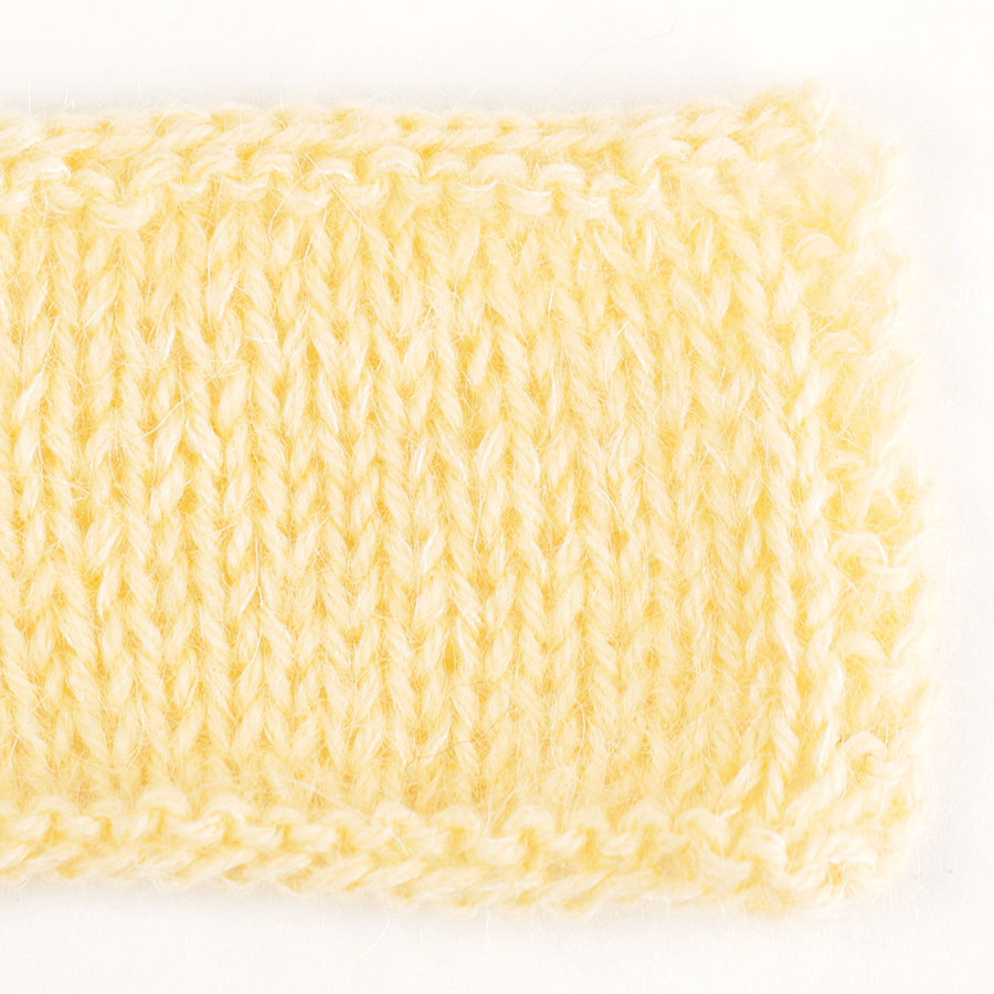 Yarn combinations of Flora 26, limonade + DROPS Kid-Silk 52, limonade