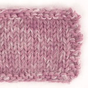 Swatch of DROPS Kid-Silk 01, off white 
														+ DROPS Kid-Silk 05, heather + DROPS Merino Extra Fine 36, amethyst