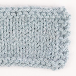 Swatch of DROPS Kid-Silk 06, blue mist 
														+ DROPS Nepal 7120, light grey blue