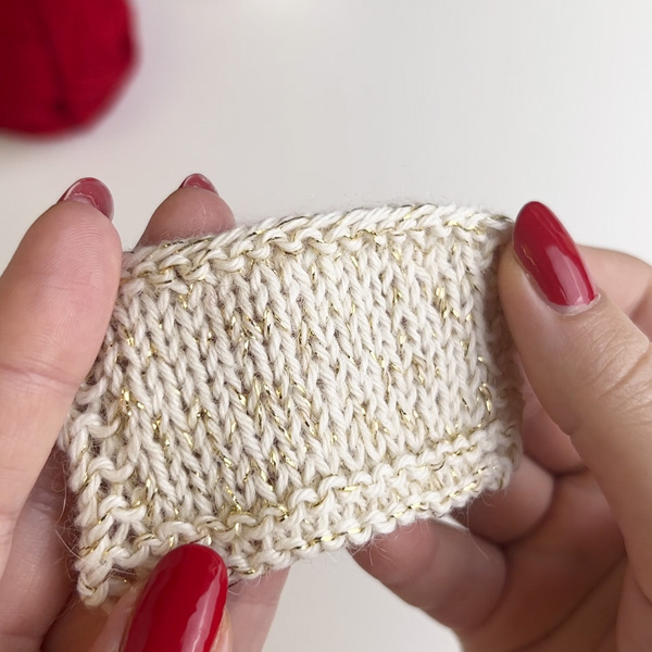 Yarn combination video thumbnail of DROPS Glitter 01, guld + DROPS Nord 01, natur